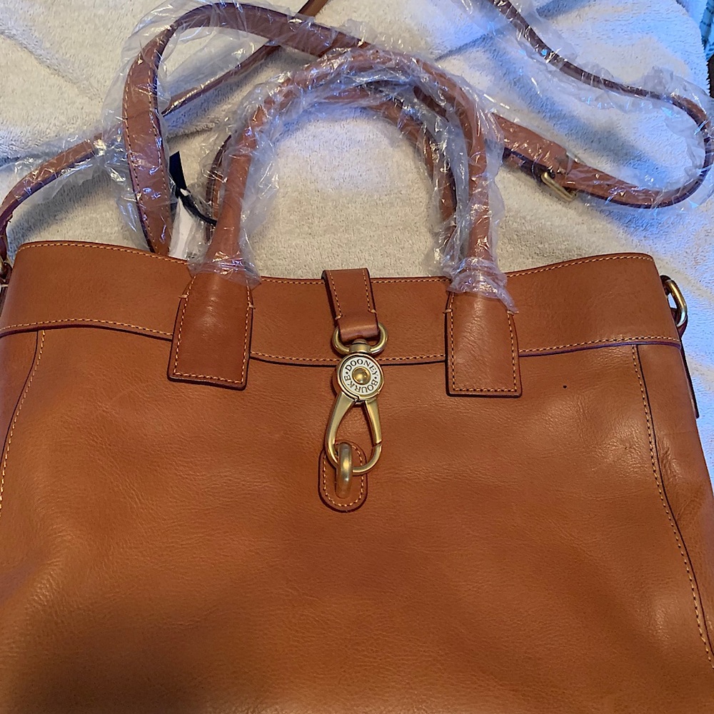 Dooney and Bourke Florentine Large Amelia Tote